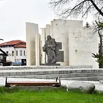 Hotell Alpin - 91 Bansko